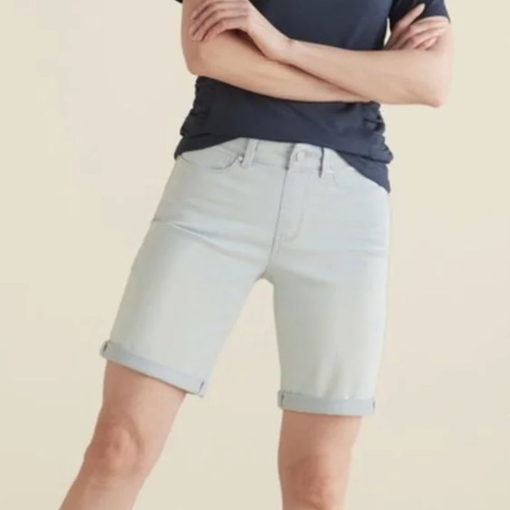 Soft Surroundings 2X Ultimate Denim 8" Pull On Relaxed Shorts in Everwash